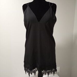 EXPRESS LITTLE BLACK BRESS WITH LACE EMBELLISHMENTS WOMEN SIZE 12